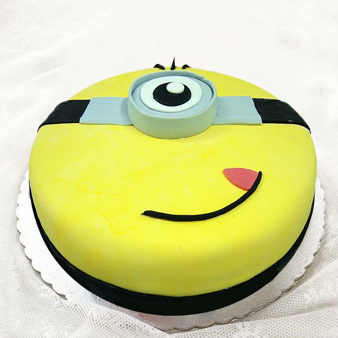 Minion Cake