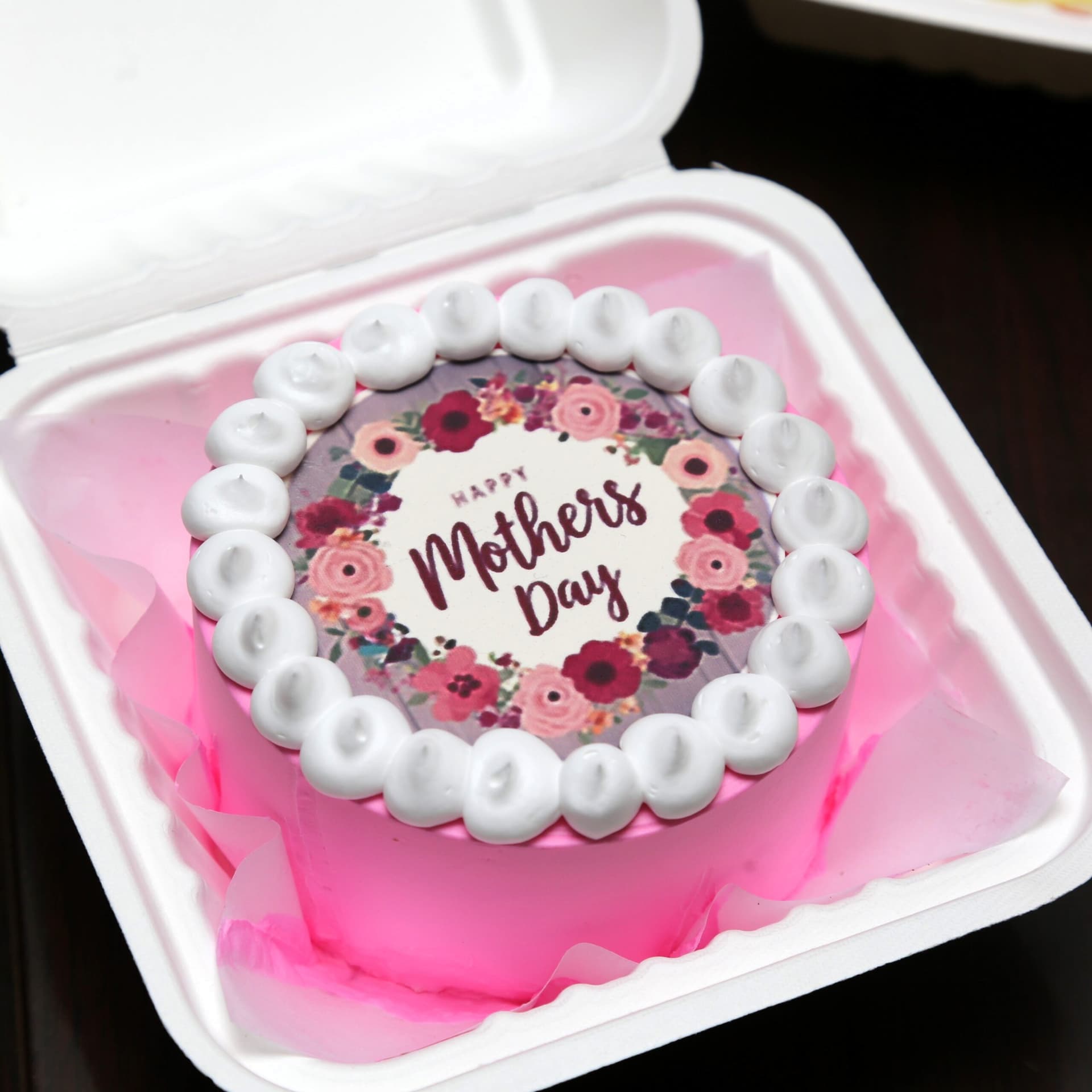 Strawberry Mini Cake (200 Gms)